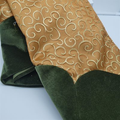 TREE SKIRT COPPER / GOLD TRIM VELVET GREEN